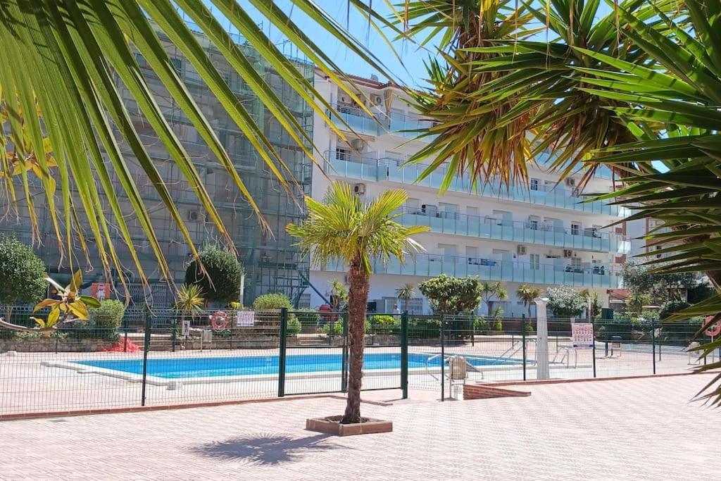 Alegre Apto Con Piscina, A 300M De La Playa. Blanes Extérieur photo
